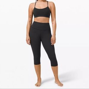 Wunder Under High-Rise Crop 17" 
Full-On Luxtreme